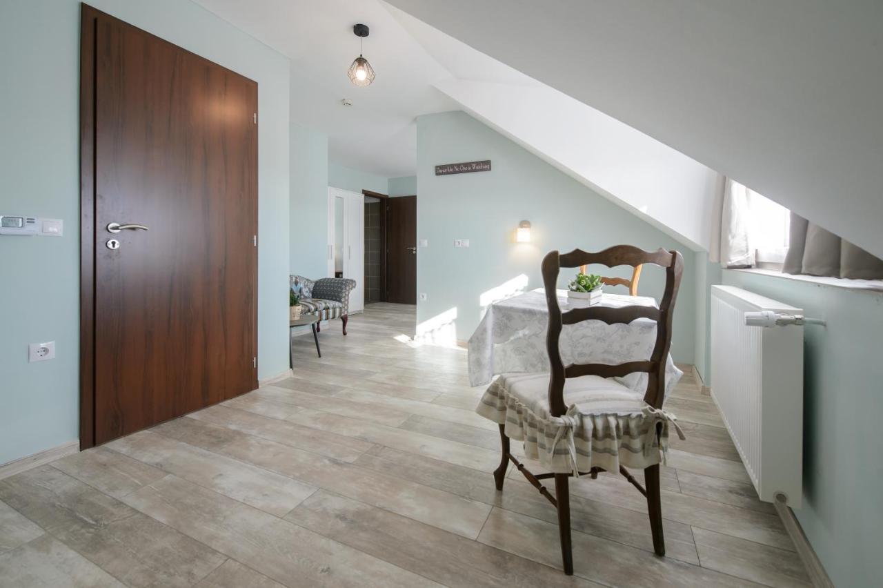 Illaberek Panzio Hotel Eger Buitenkant foto